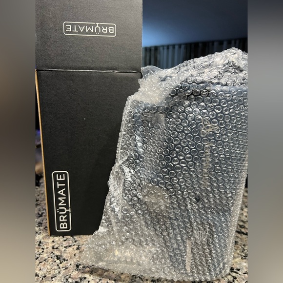 BRUMATE Tumbler (Brand New) - Picture 5 of 10